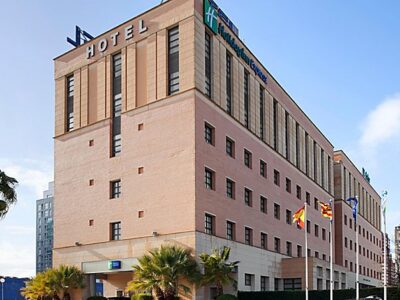 holiday-inn-express-valencia-2532095368-2x1